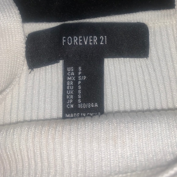 White Ribbed Knit Crop Top - Picture 4 of 4